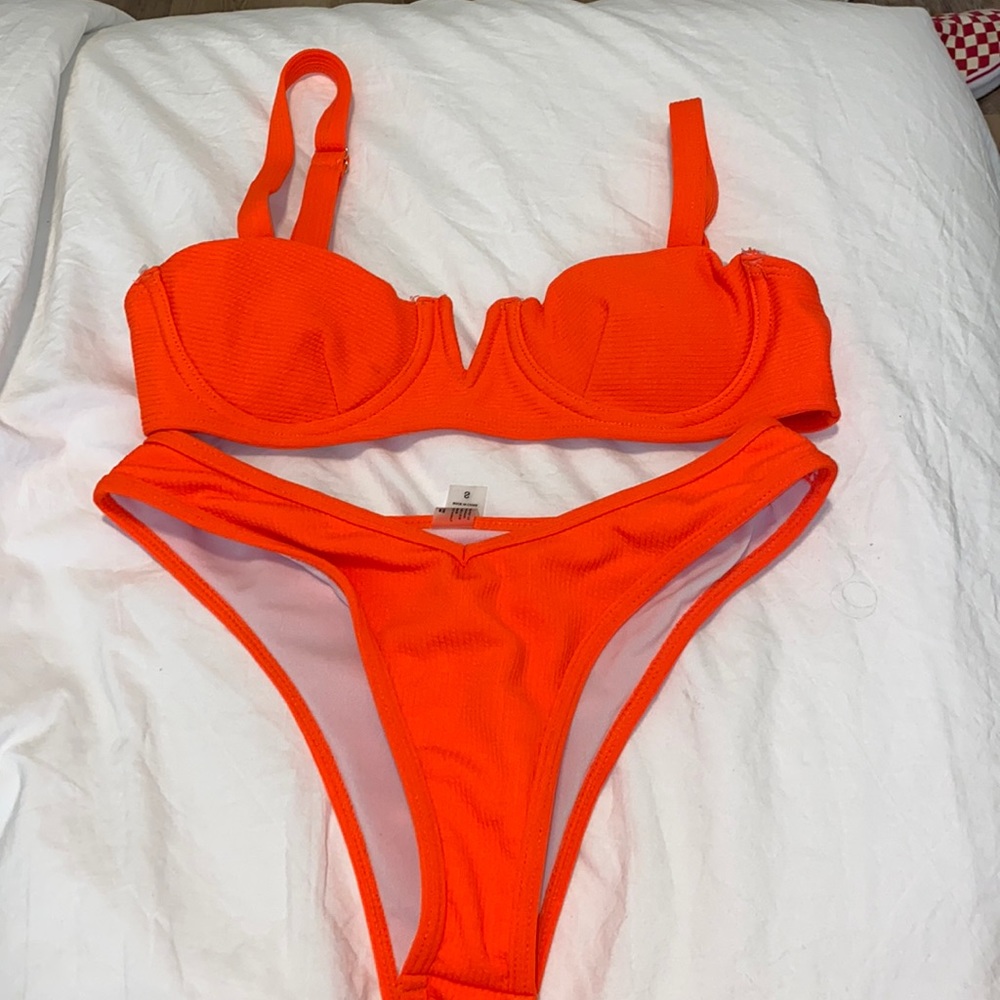 Coral/orange neon bikini set size small